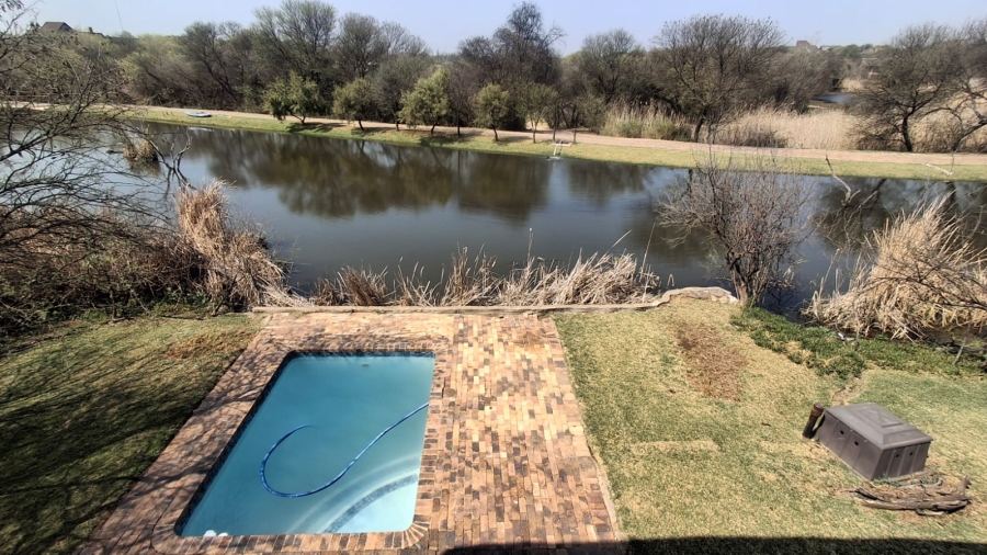4 Bedroom Property for Sale in Boschenvaal River Front Lodges Free State